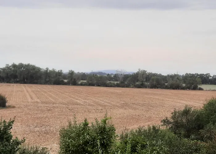 Lägenhet Laura & Private Parking Šamorín